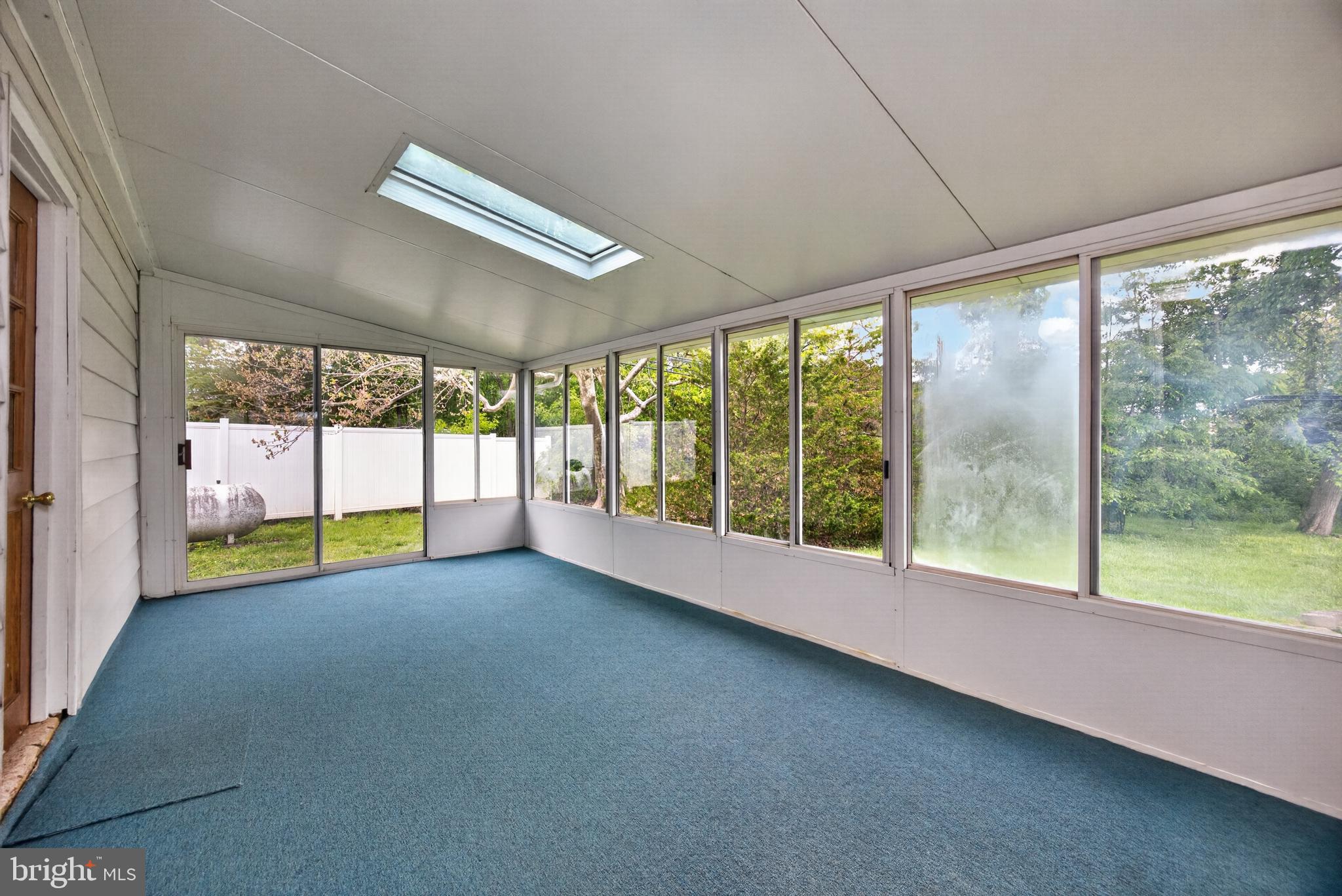 MEADOWBROOK - Residential