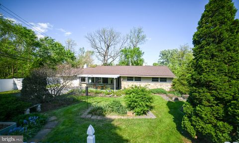 221 HILLSIDE DRIVE EXTON PA 19341
