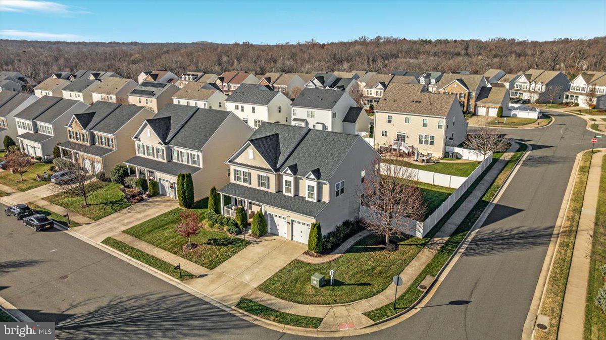 HOPE HILL CROSSING - Residential