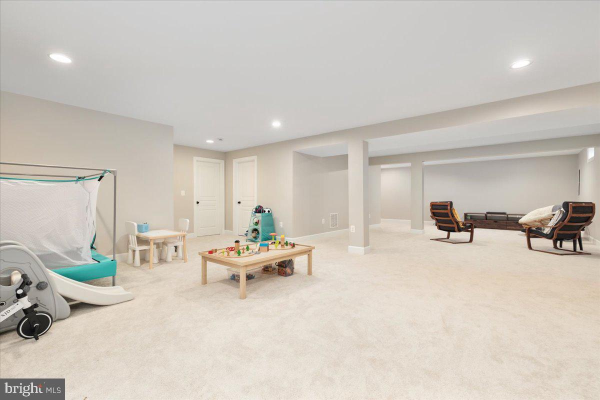 HOPE HILL CROSSING - Residential