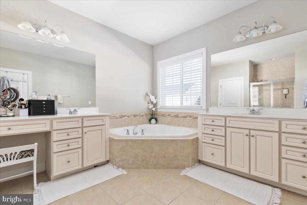 HOPE HILL CROSSING - Residential