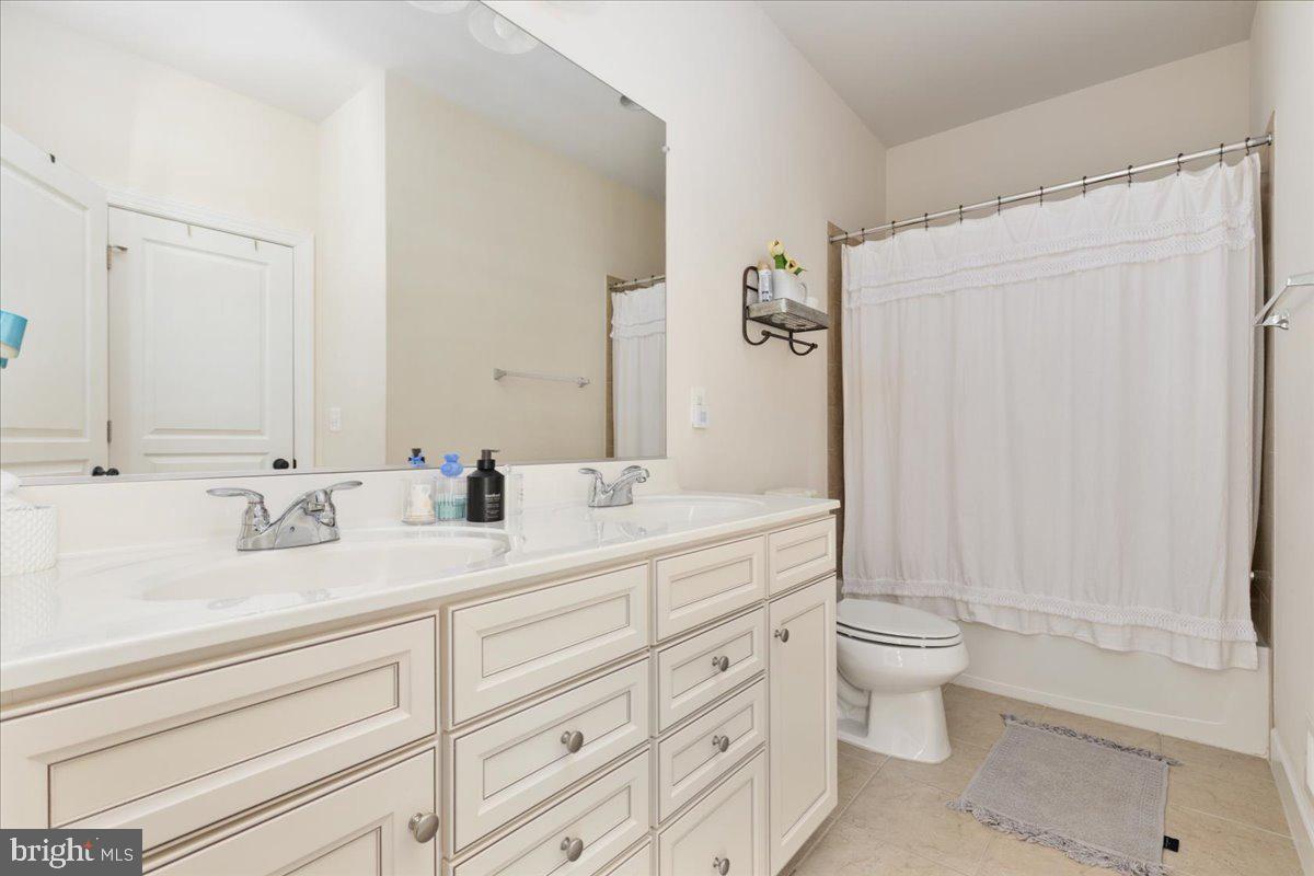 HOPE HILL CROSSING - Residential