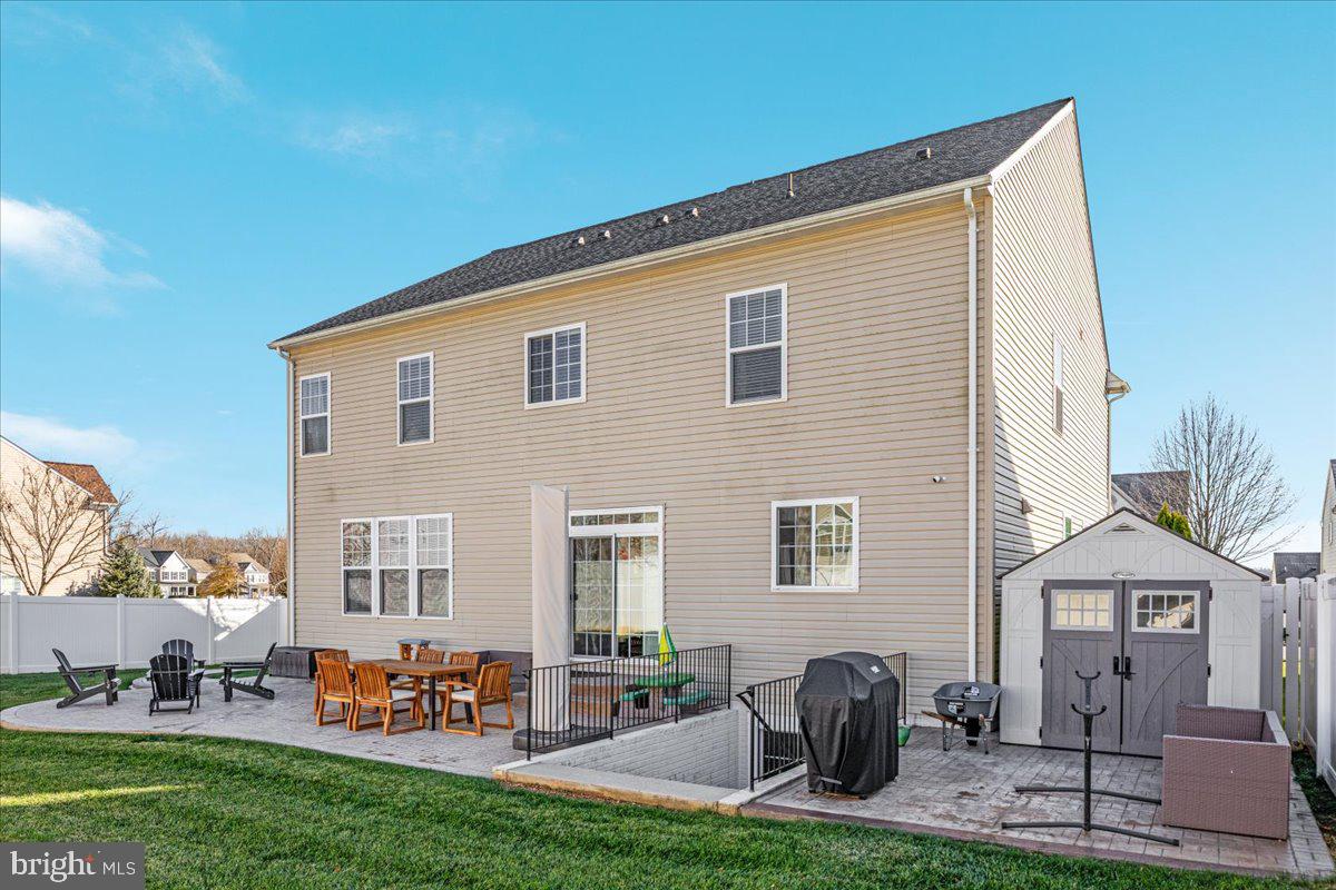 HOPE HILL CROSSING - Residential