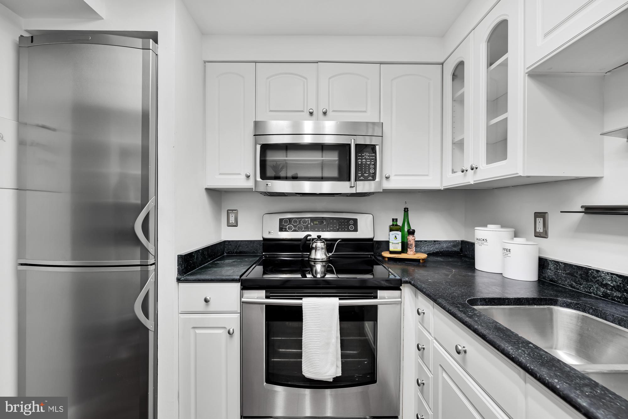 THE COLONIES - Residential