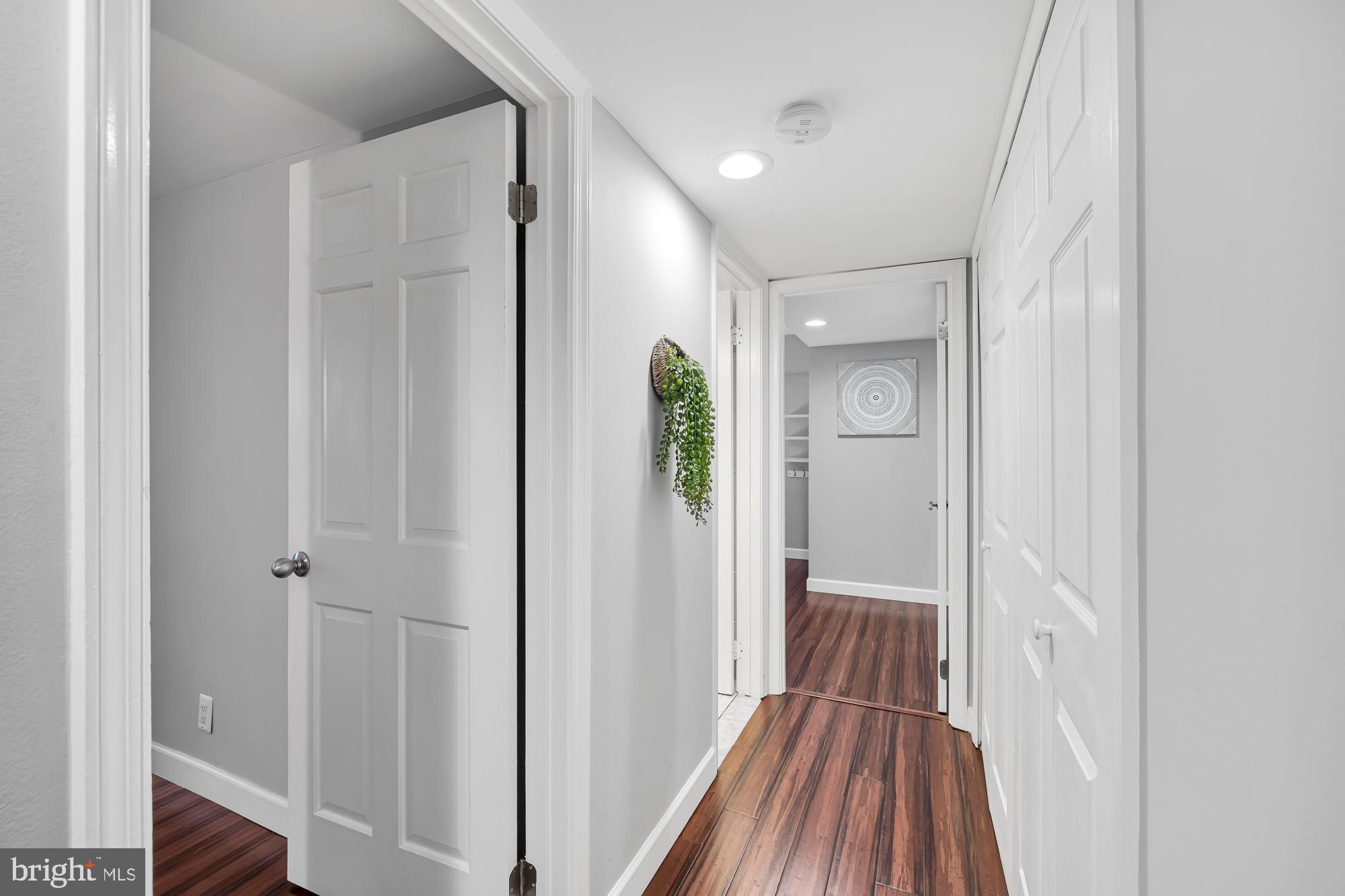 THE COLONIES - Residential