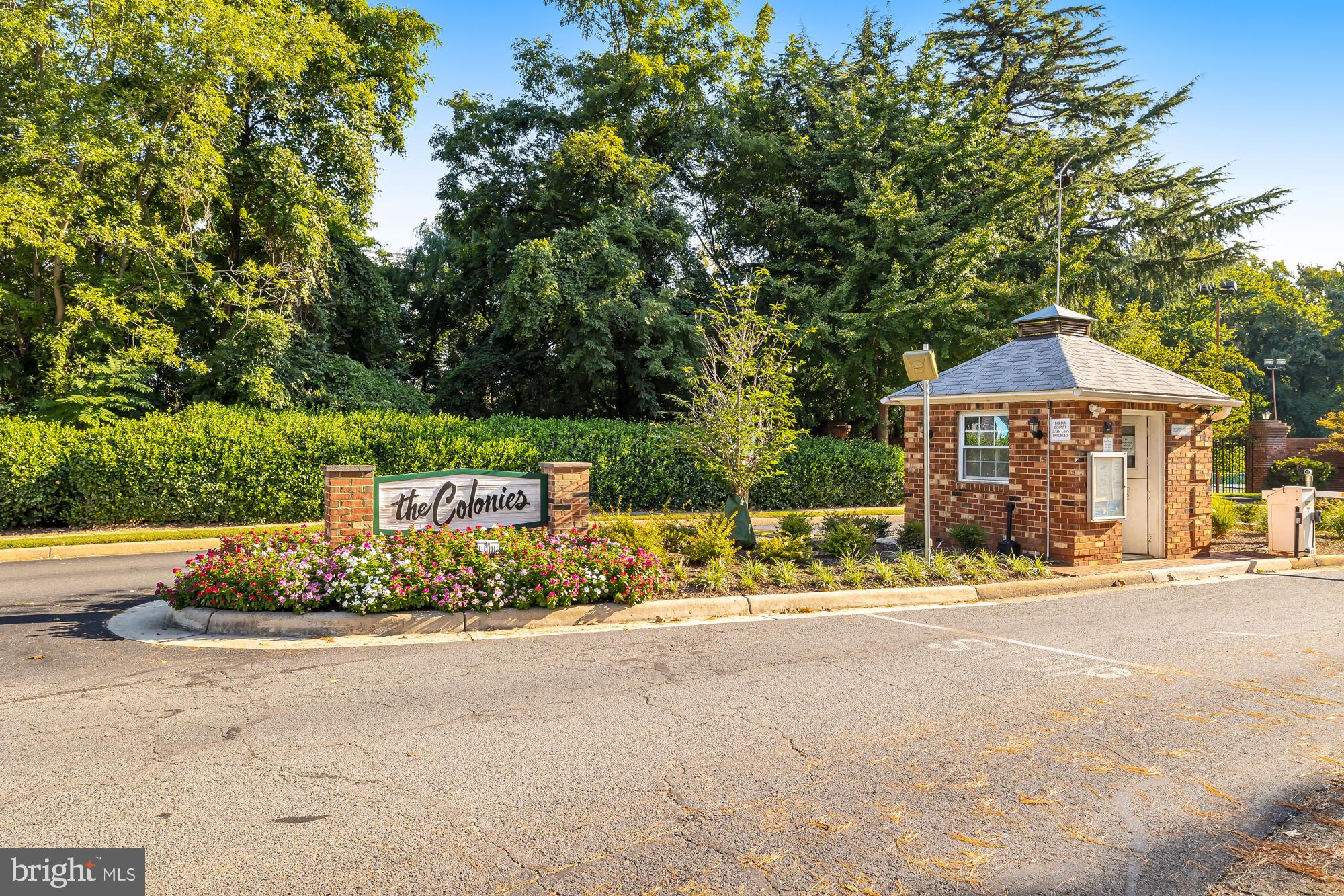 THE COLONIES - Residential