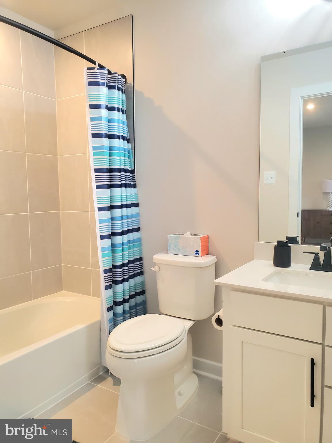 LAKE LINGANORE - Residential Lease