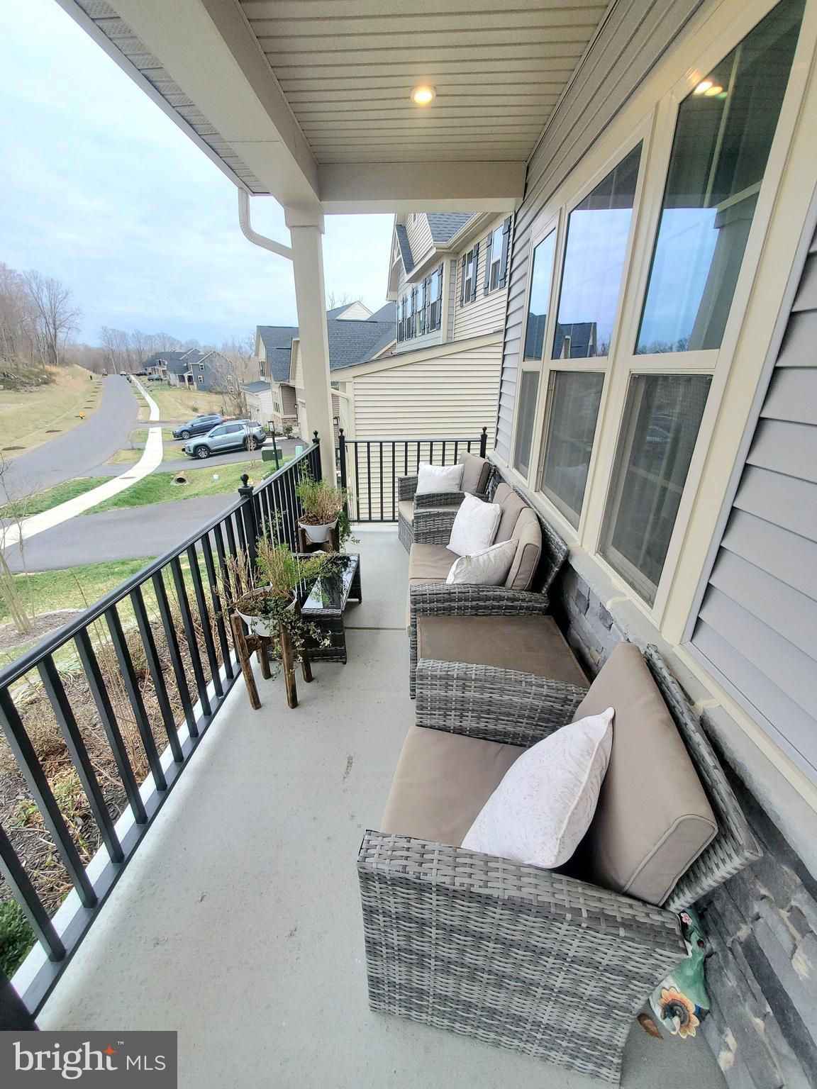 LAKE LINGANORE - Residential Lease