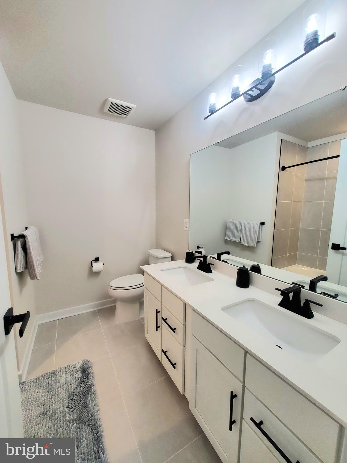 LAKE LINGANORE - Residential Lease