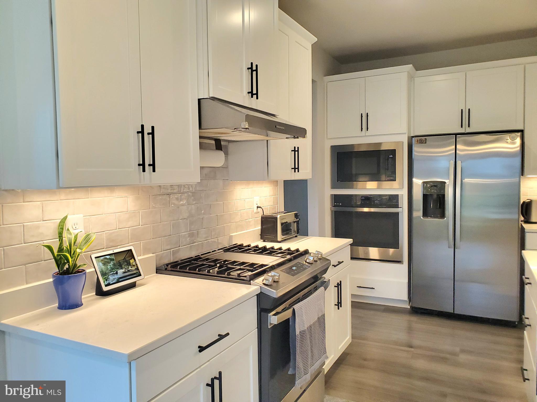 LAKE LINGANORE - Residential Lease