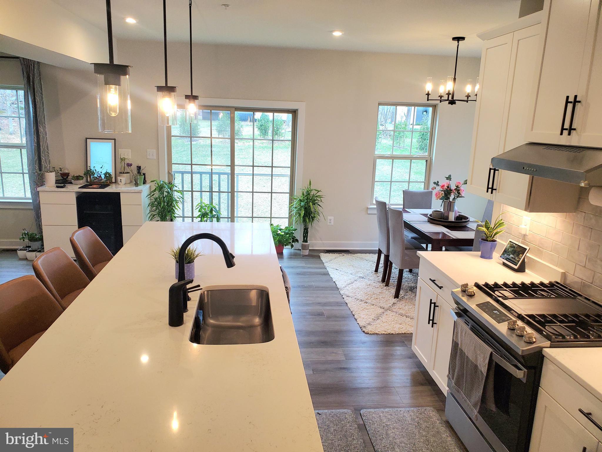 LAKE LINGANORE - Residential Lease