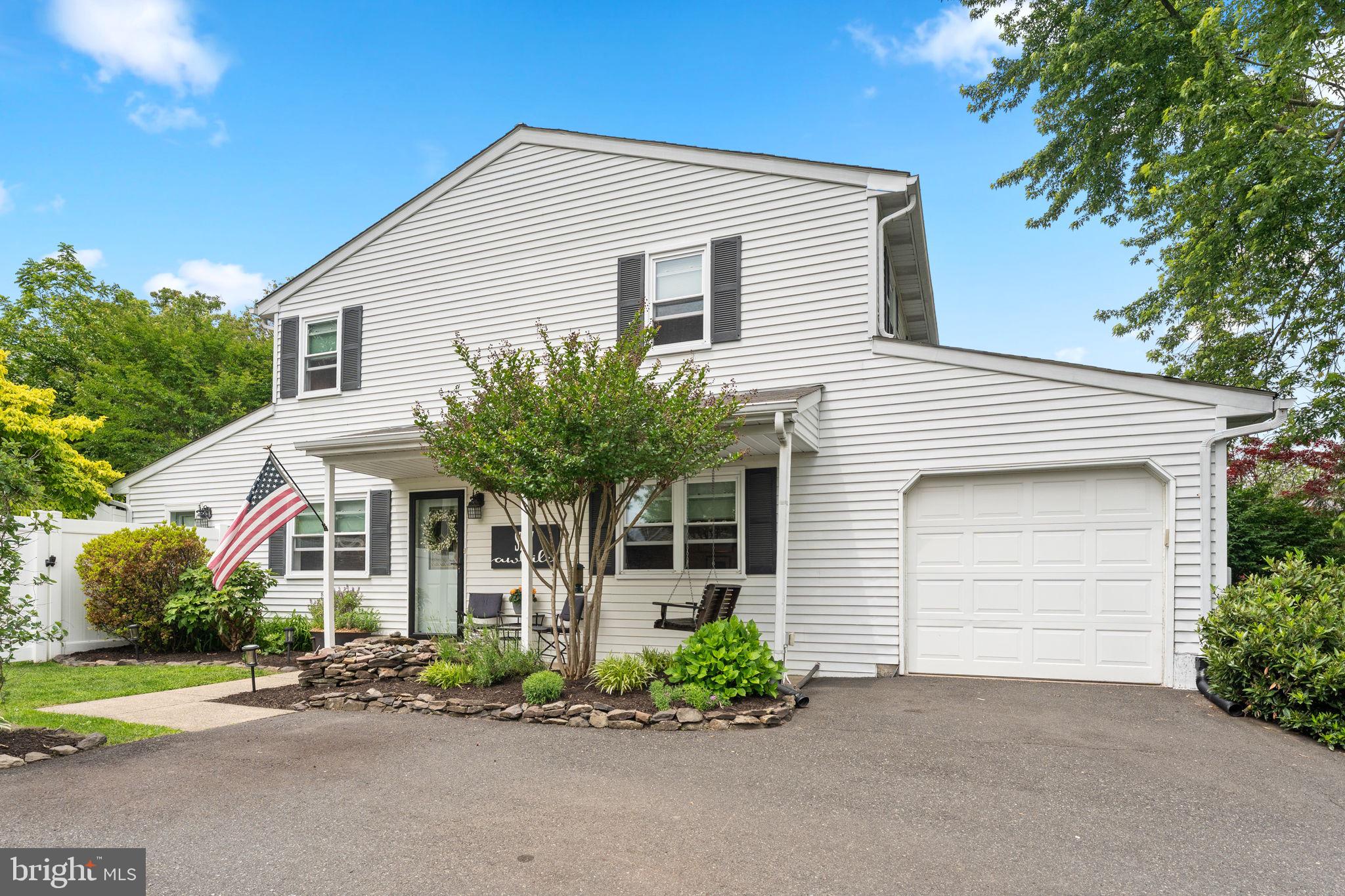 281 PARKRIDGE DRIVE