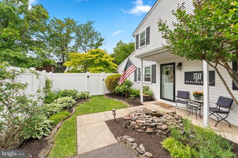 281 PARKRIDGE DRIVE PERKASIE PA 18944