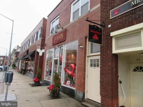 43 Rittenhouse Place Unit 2F, Ardmore, PA MLS: PAMC2139934