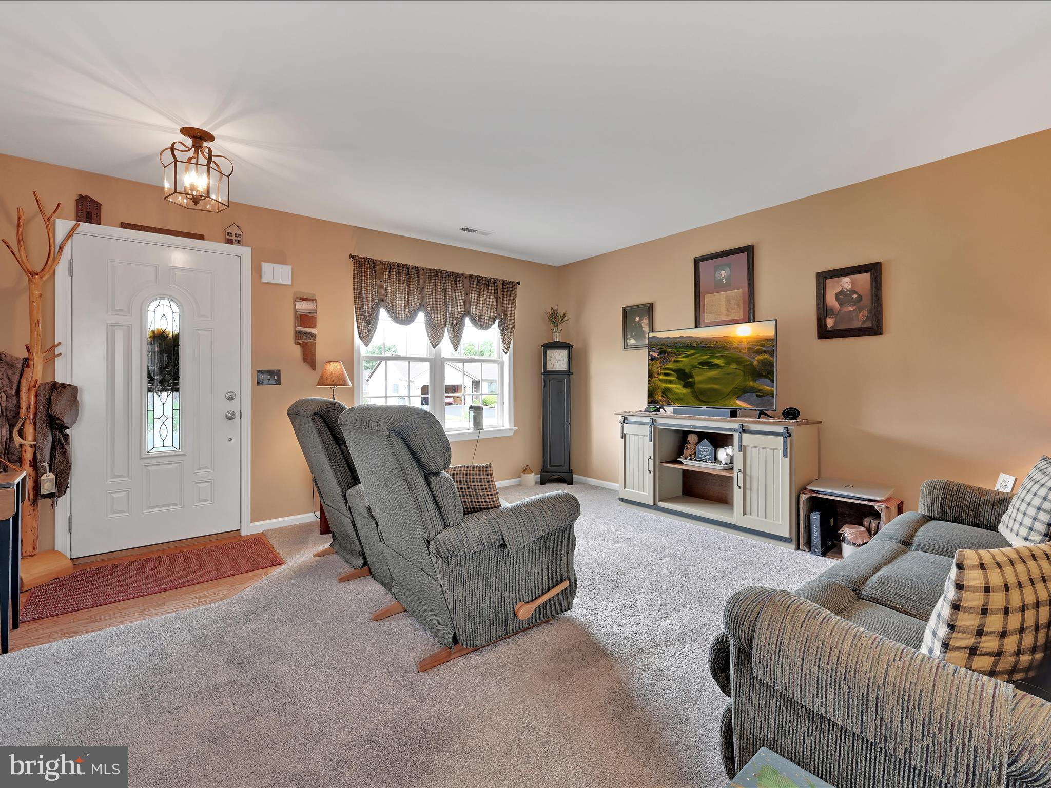 5 VISTA DRIVE