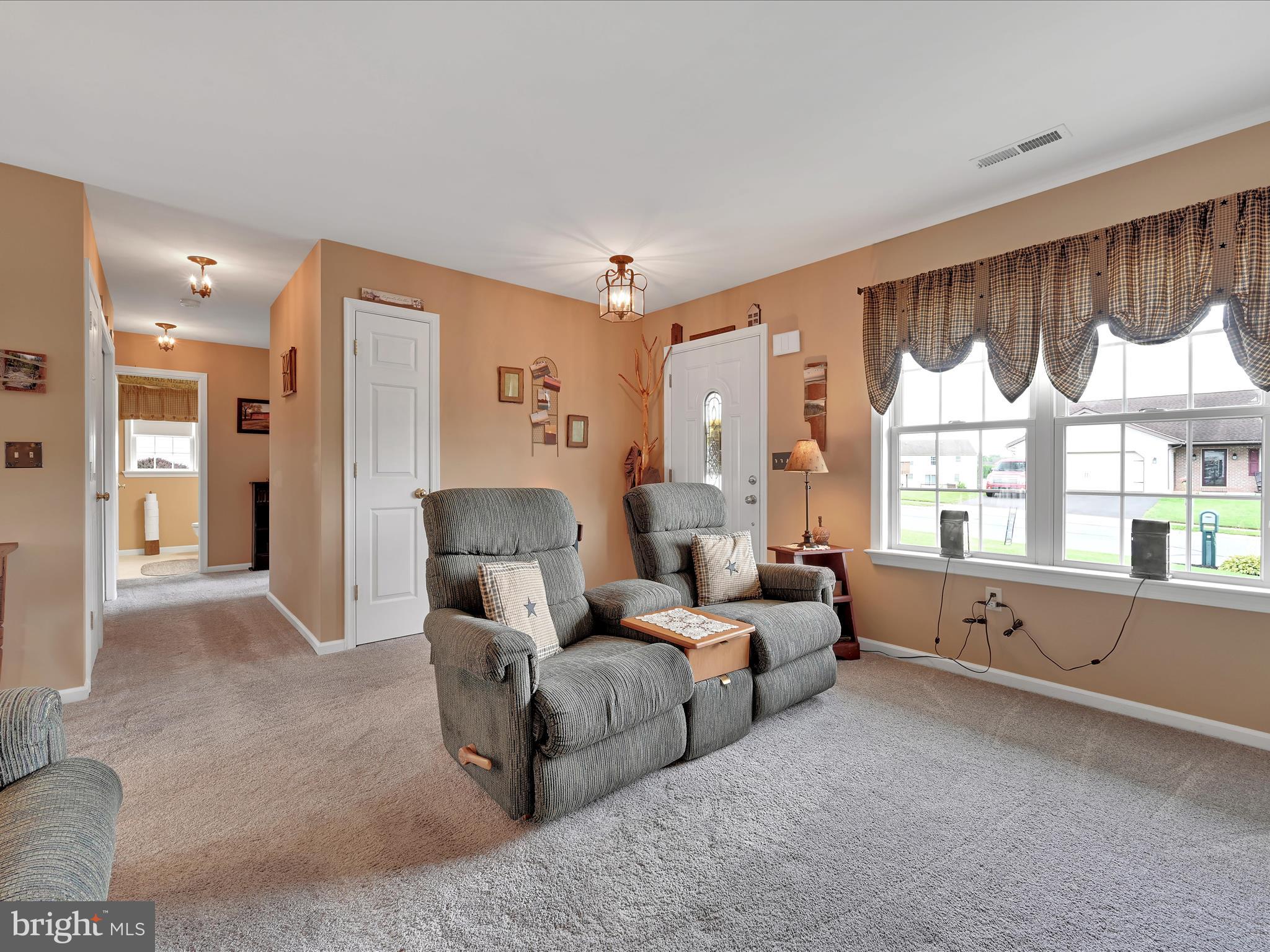 5 VISTA DRIVE
