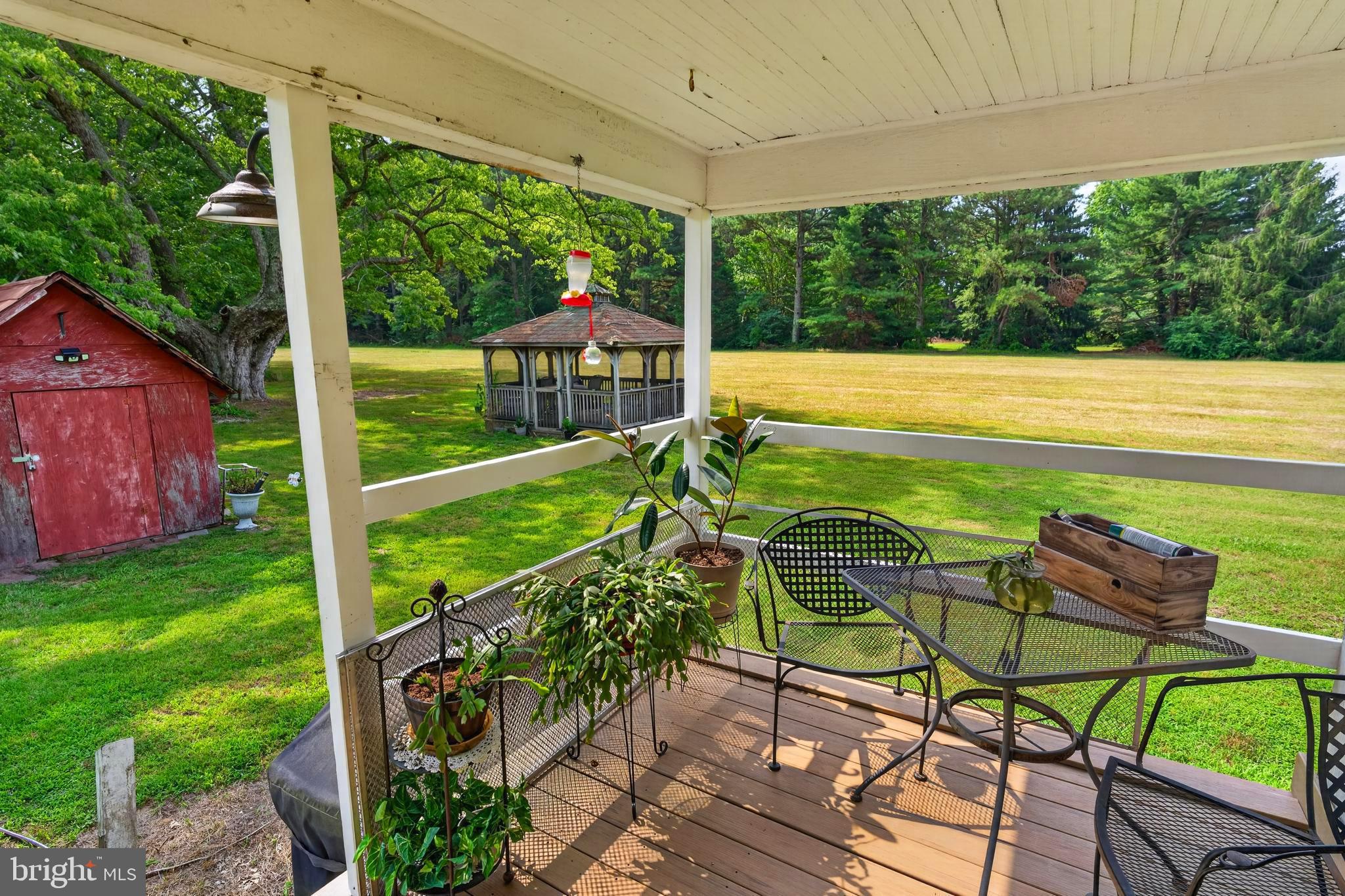 2924 SNOW HILL ROAD