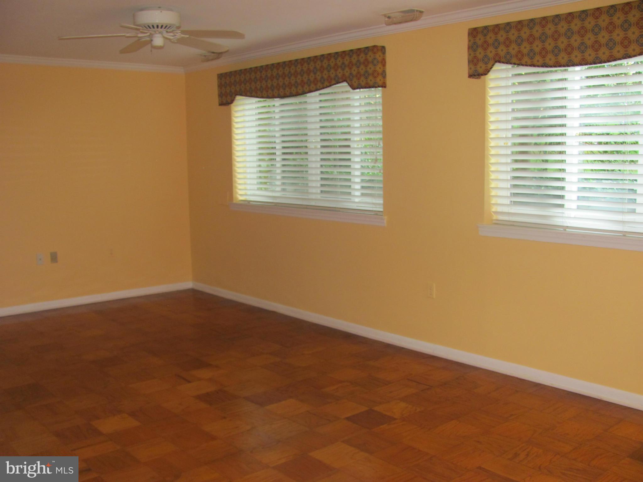 CROSS KEYS - Residential Lease