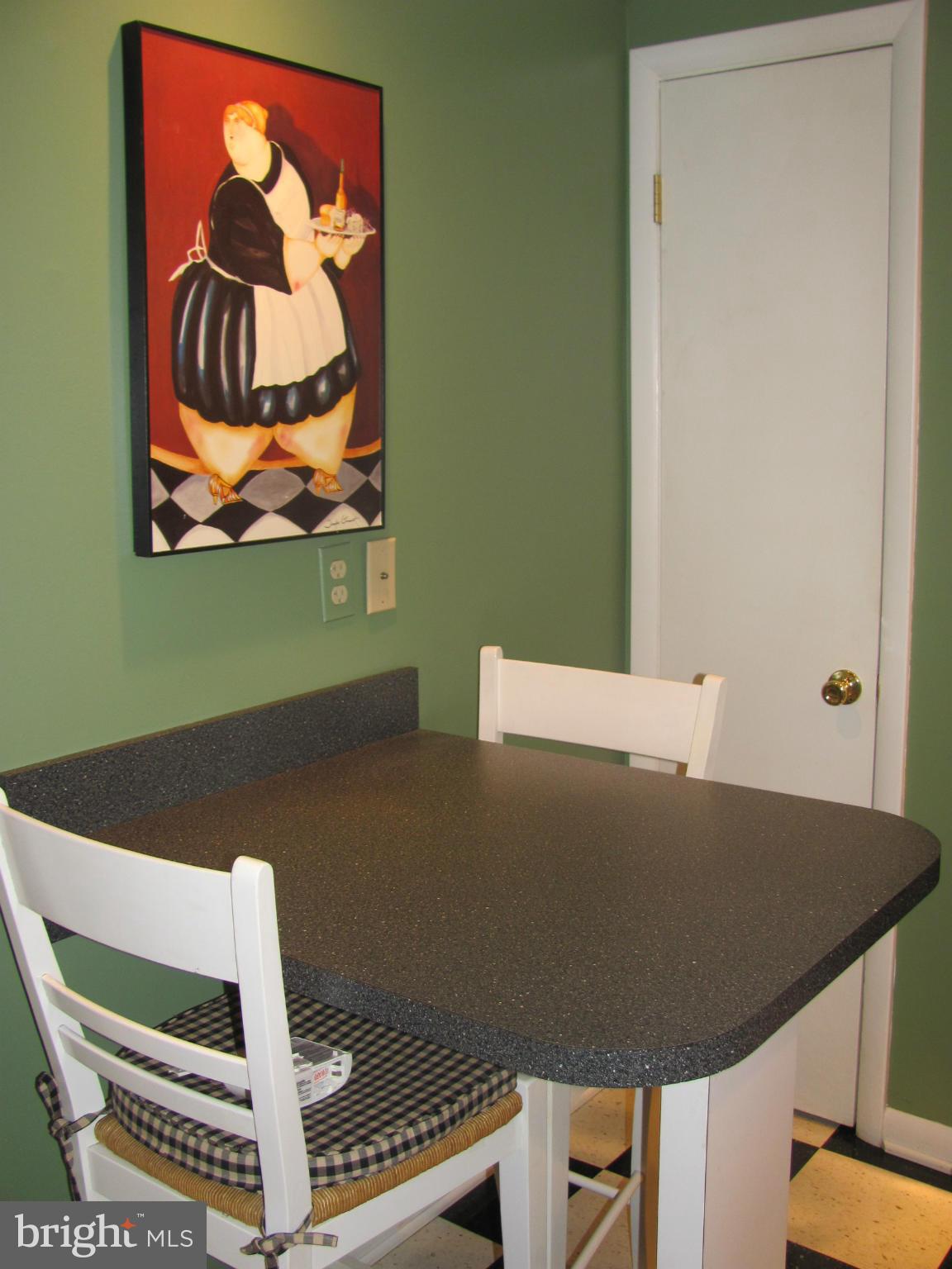 CROSS KEYS - Residential Lease