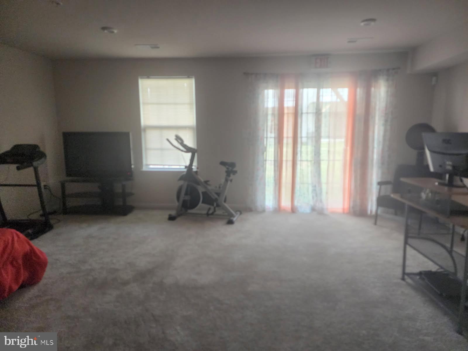 FALLEN OAK - Residential Lease