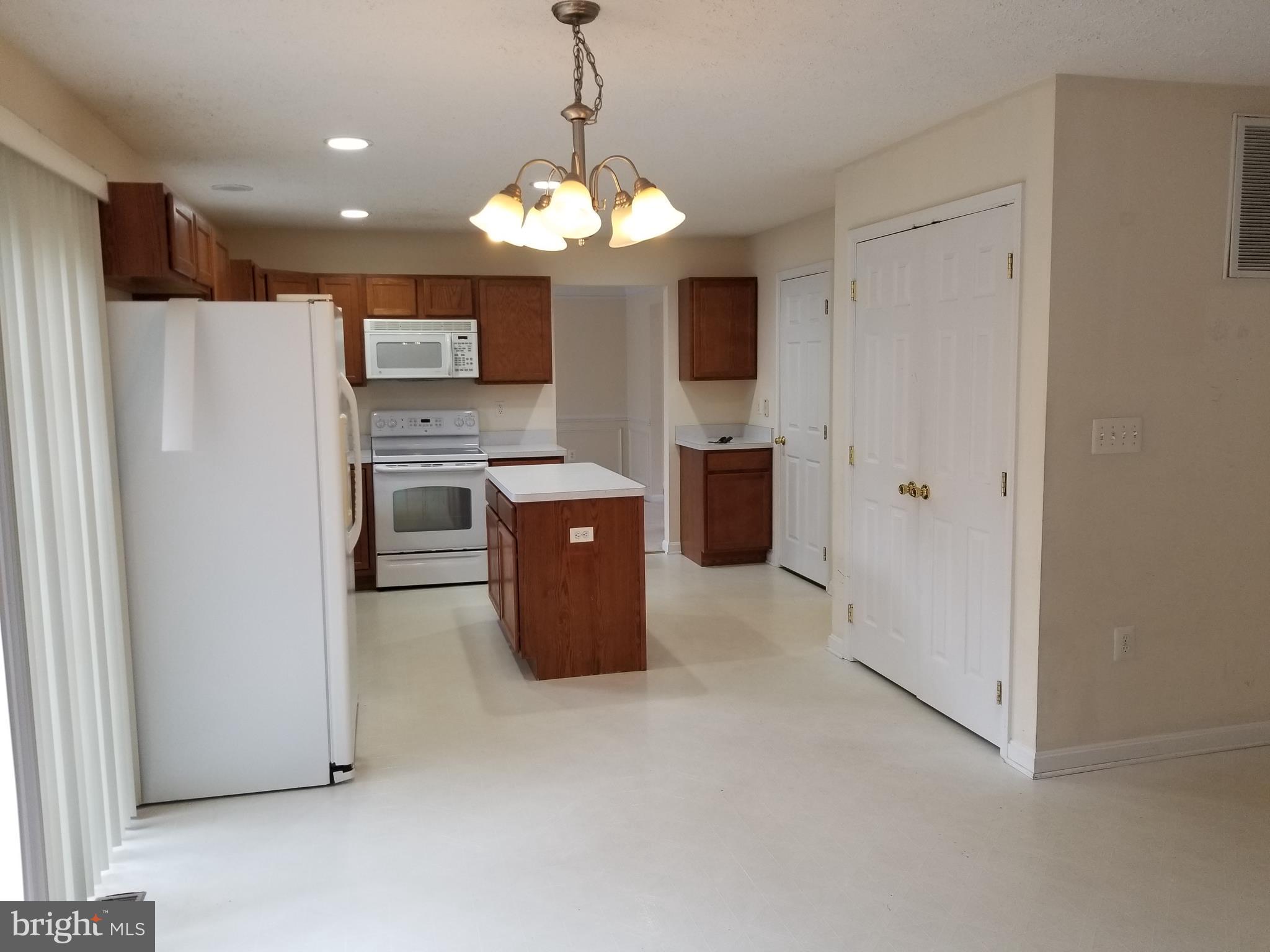 WILLOW WOODS - Residential