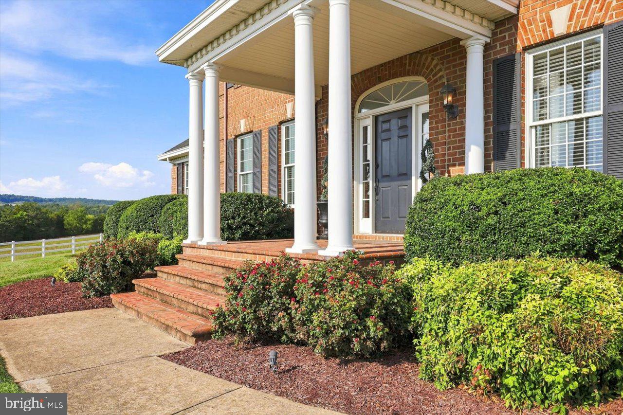 319 PARKINS LANE
