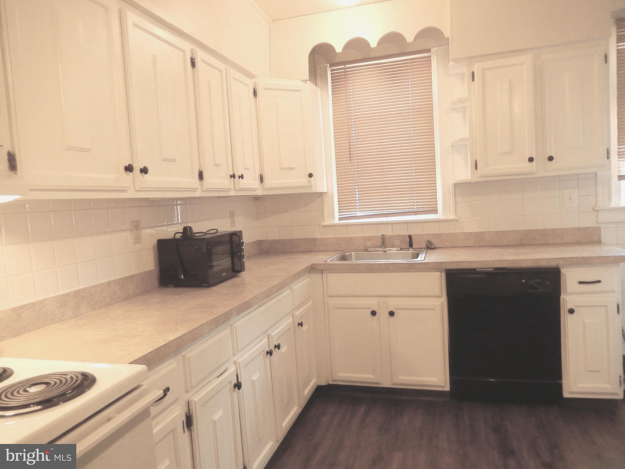 WEST OAK LANE - Residential