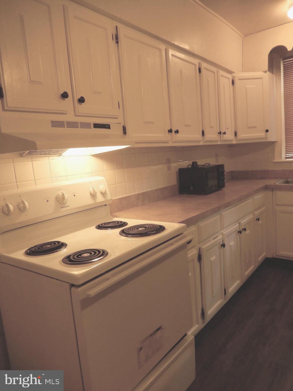 WEST OAK LANE - Residential