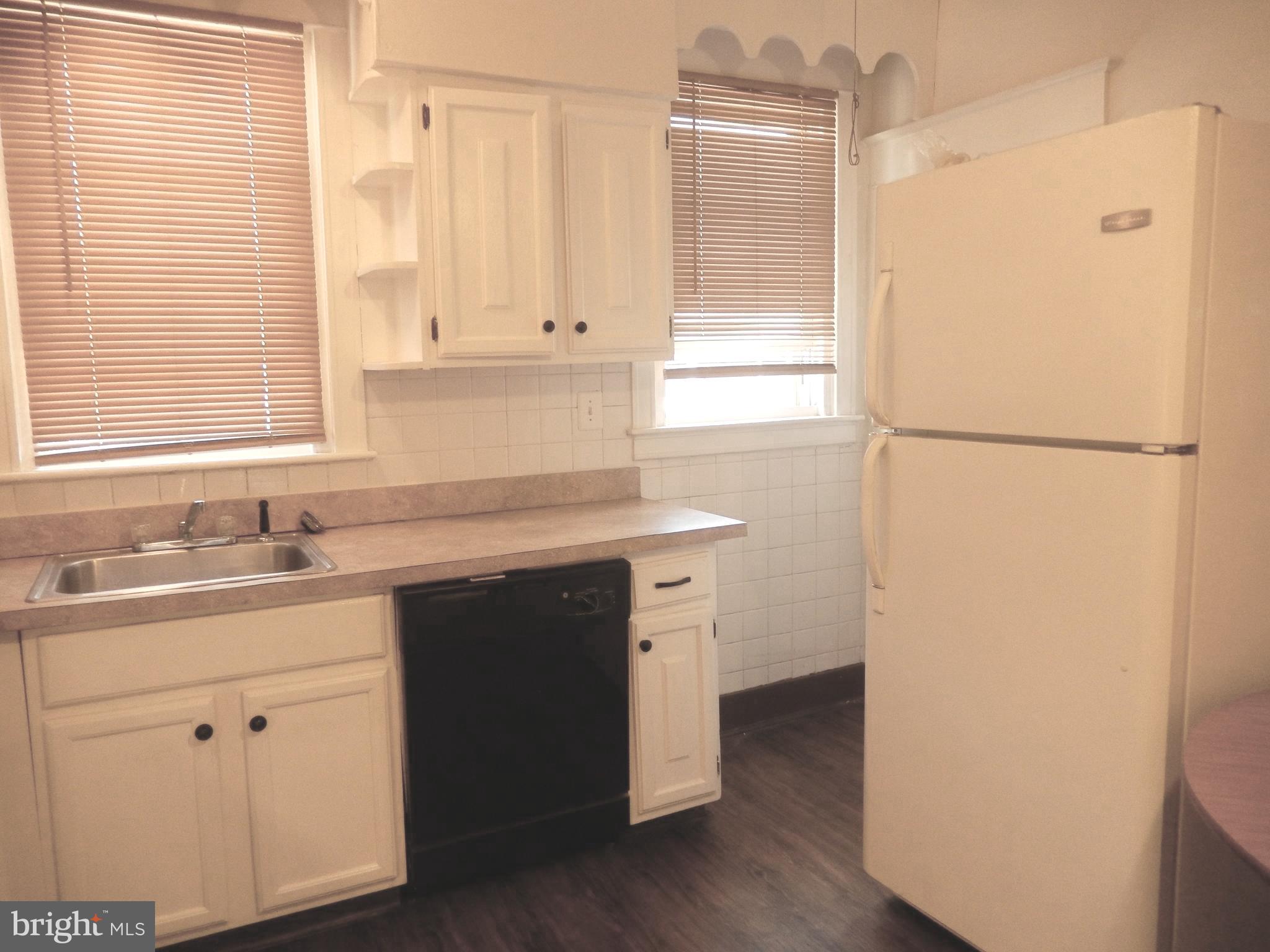 WEST OAK LANE - Residential