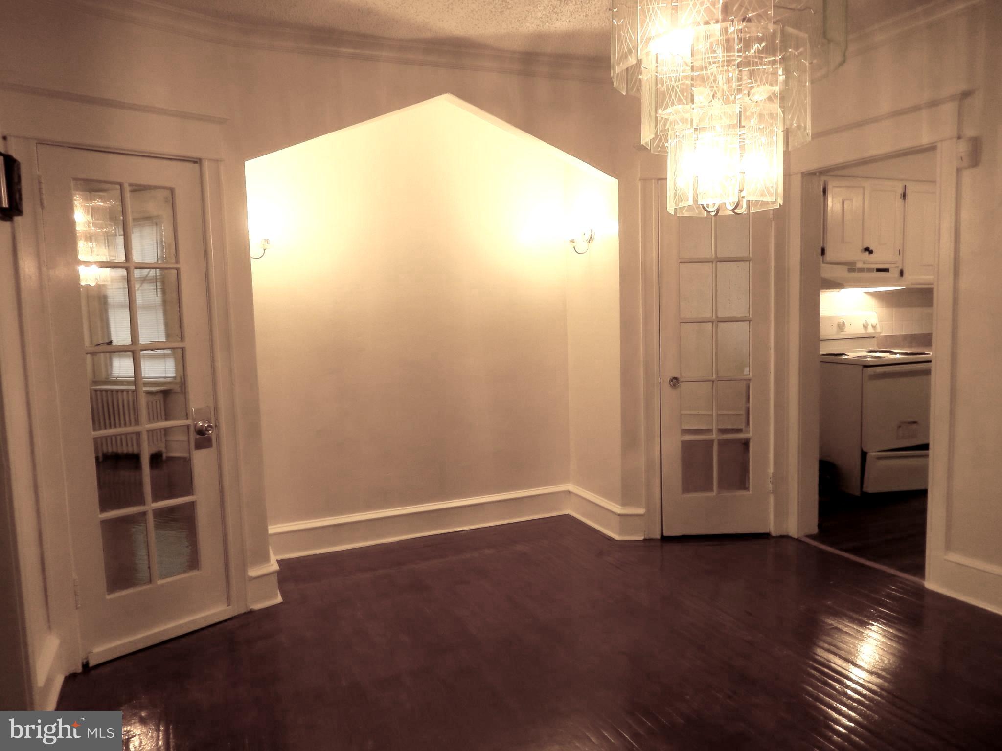 WEST OAK LANE - Residential