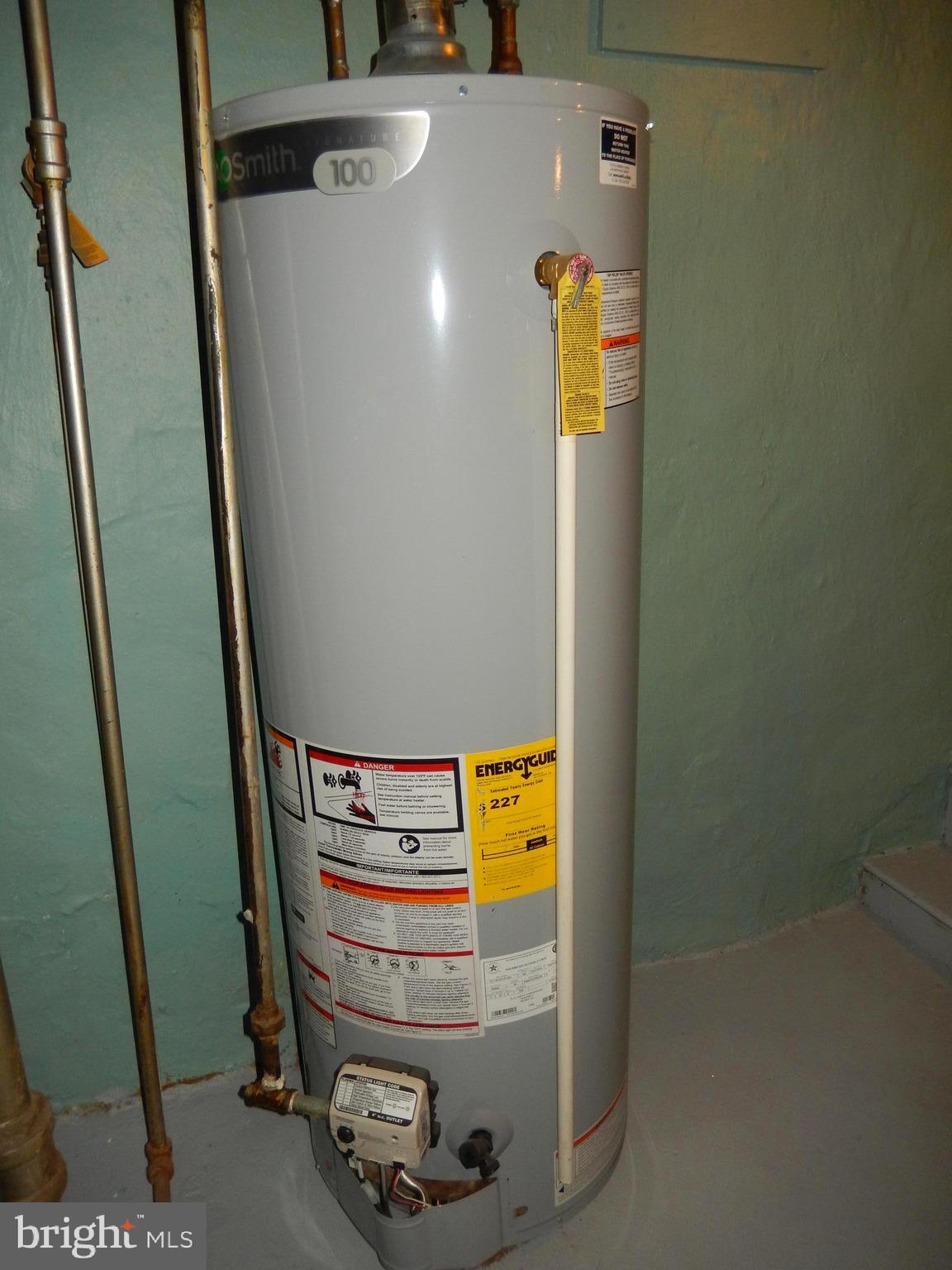 WEST OAK LANE - Residential