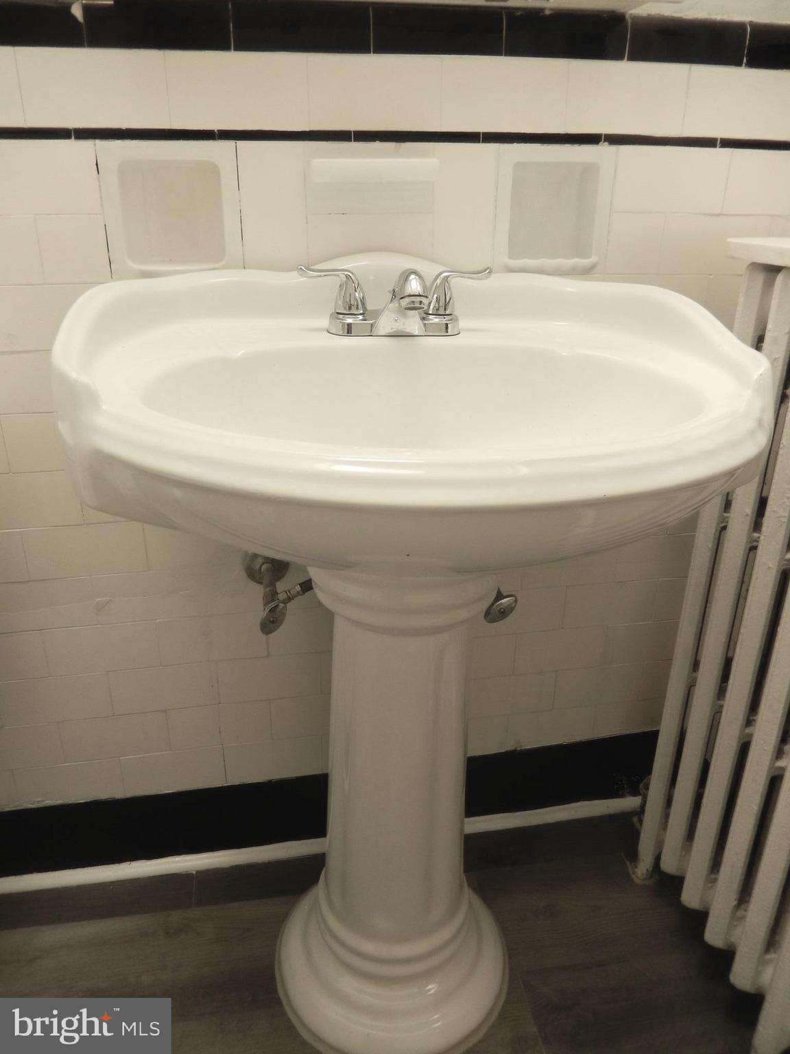 WEST OAK LANE - Residential