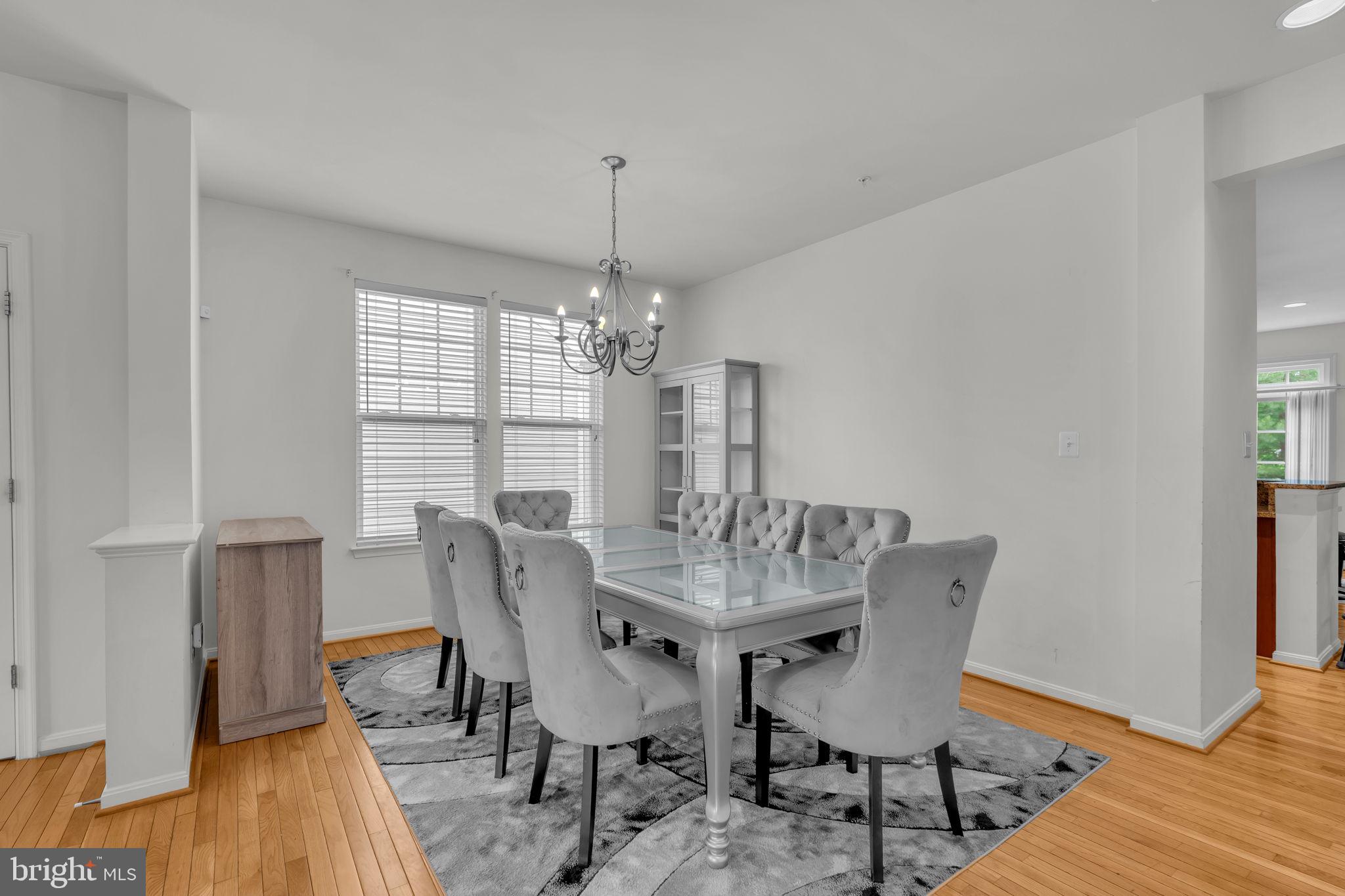 43998 SWIFT FOX DRIVE