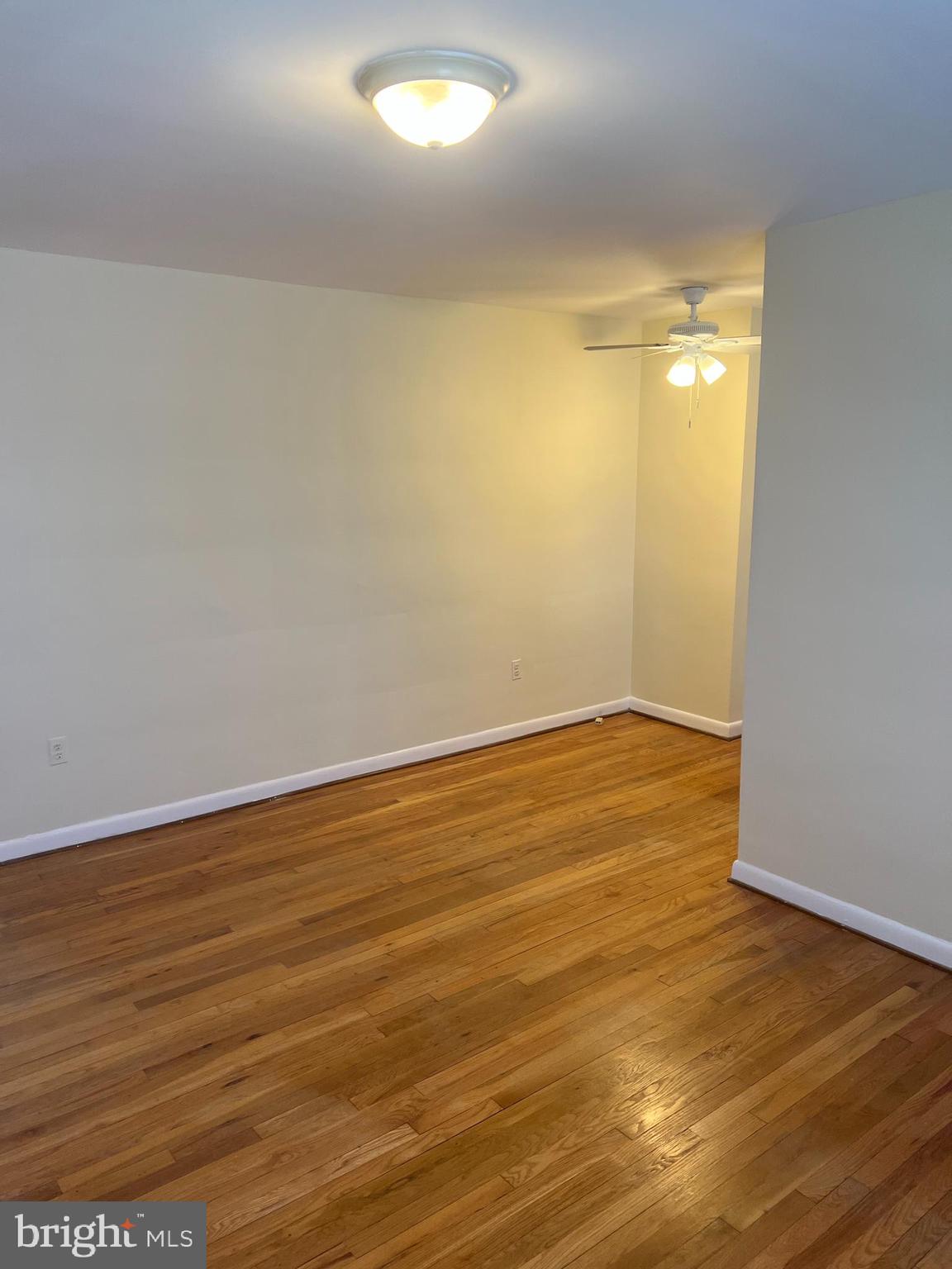 JEFFERSON WALK - Residential Lease