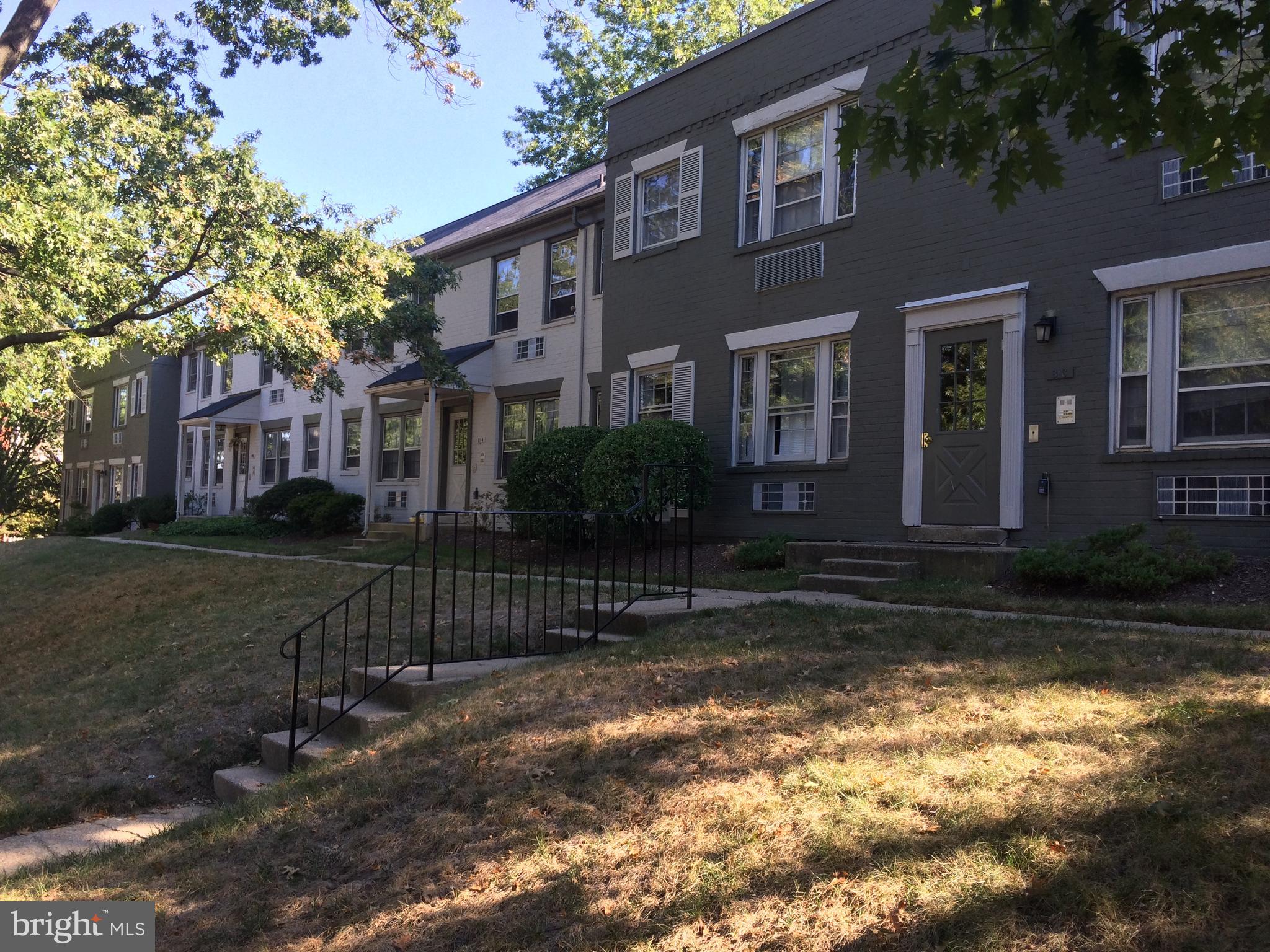 JEFFERSON WALK - Residential Lease