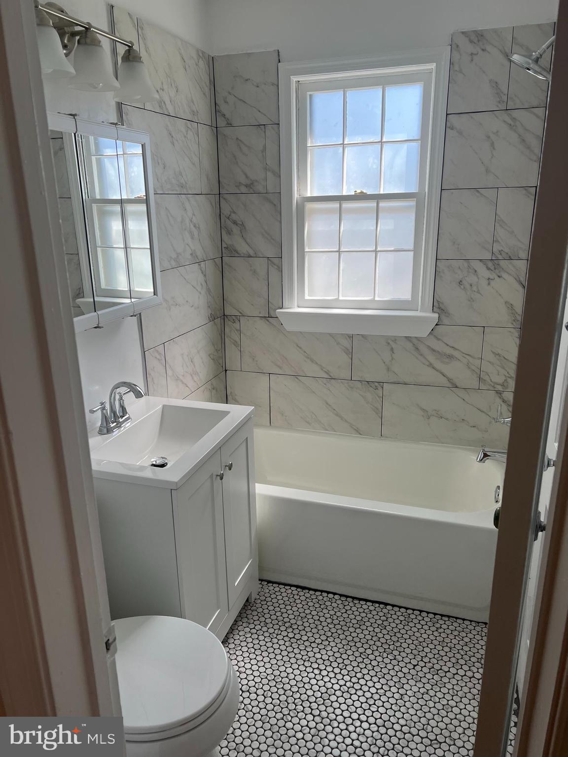 JEFFERSON WALK - Residential Lease