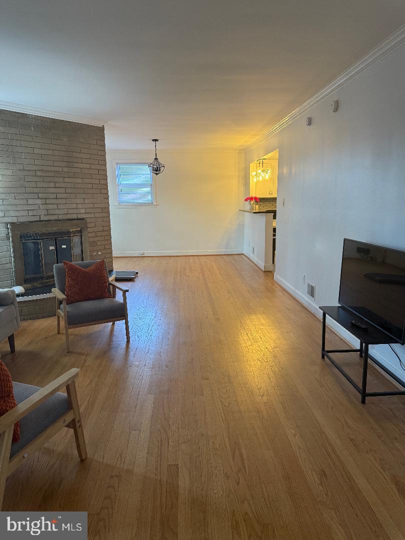 JOHN LYNN - Residential