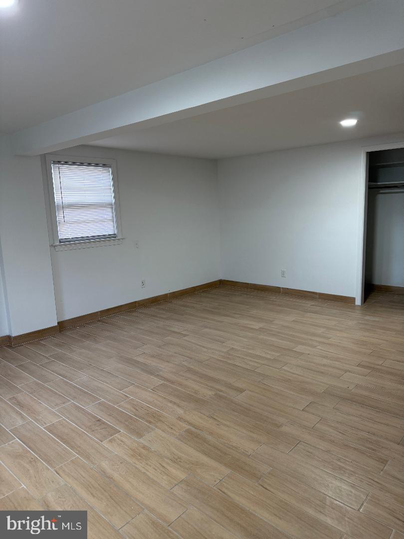 JOHN LYNN - Residential