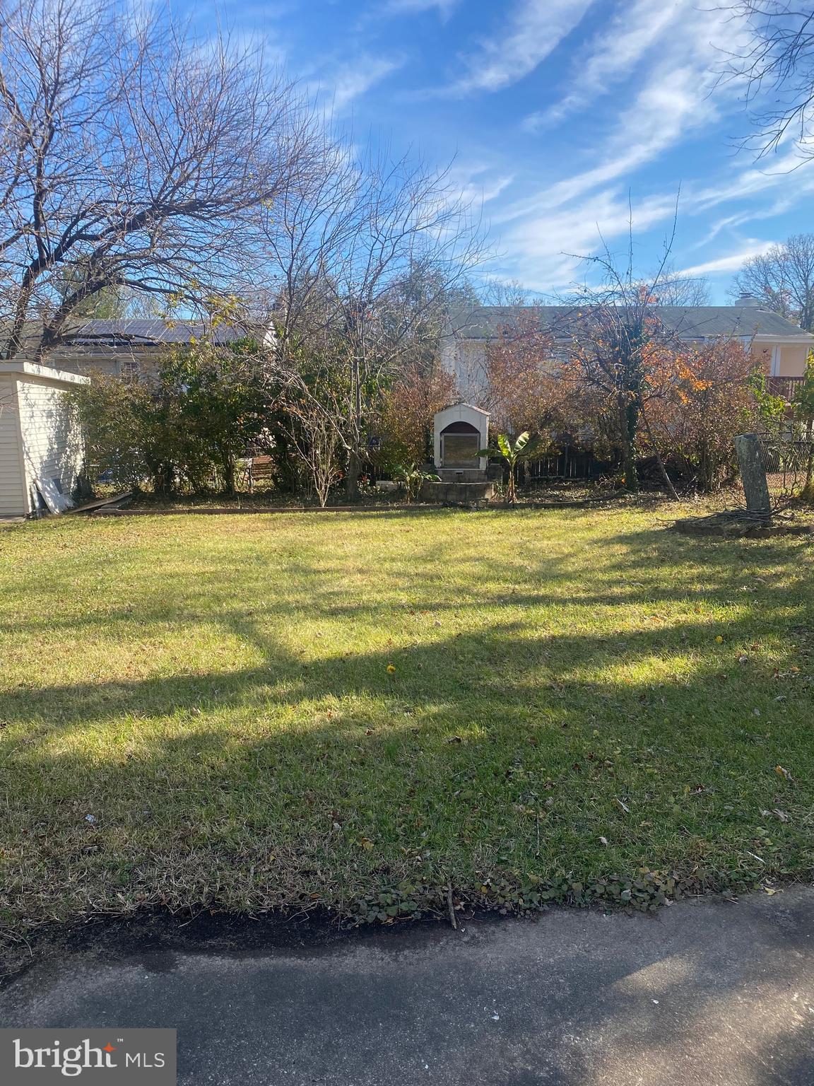 JOHN LYNN - Residential