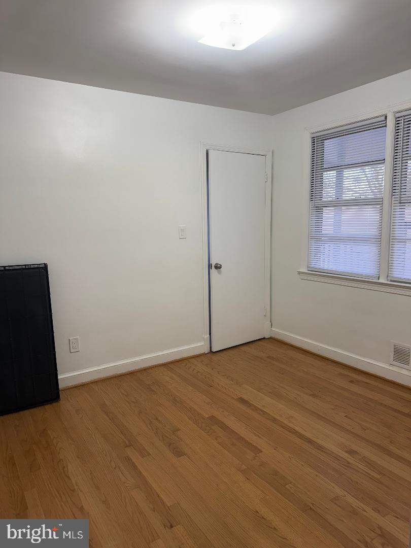 JOHN LYNN - Residential