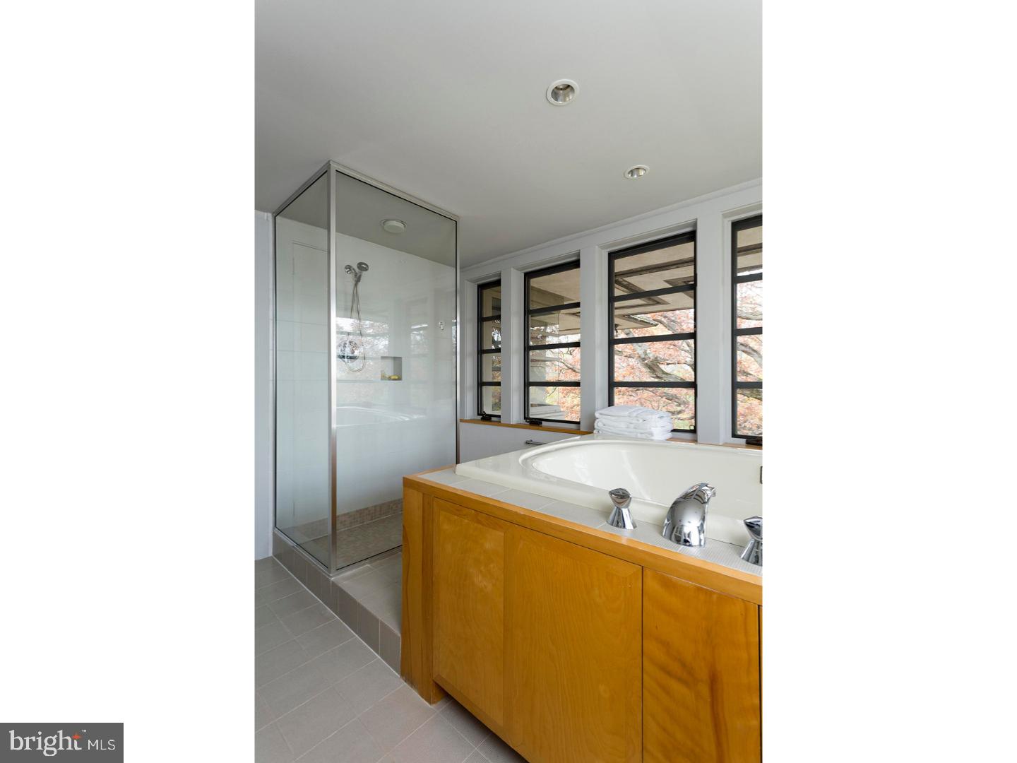 ANDORRA WOODS - Residential