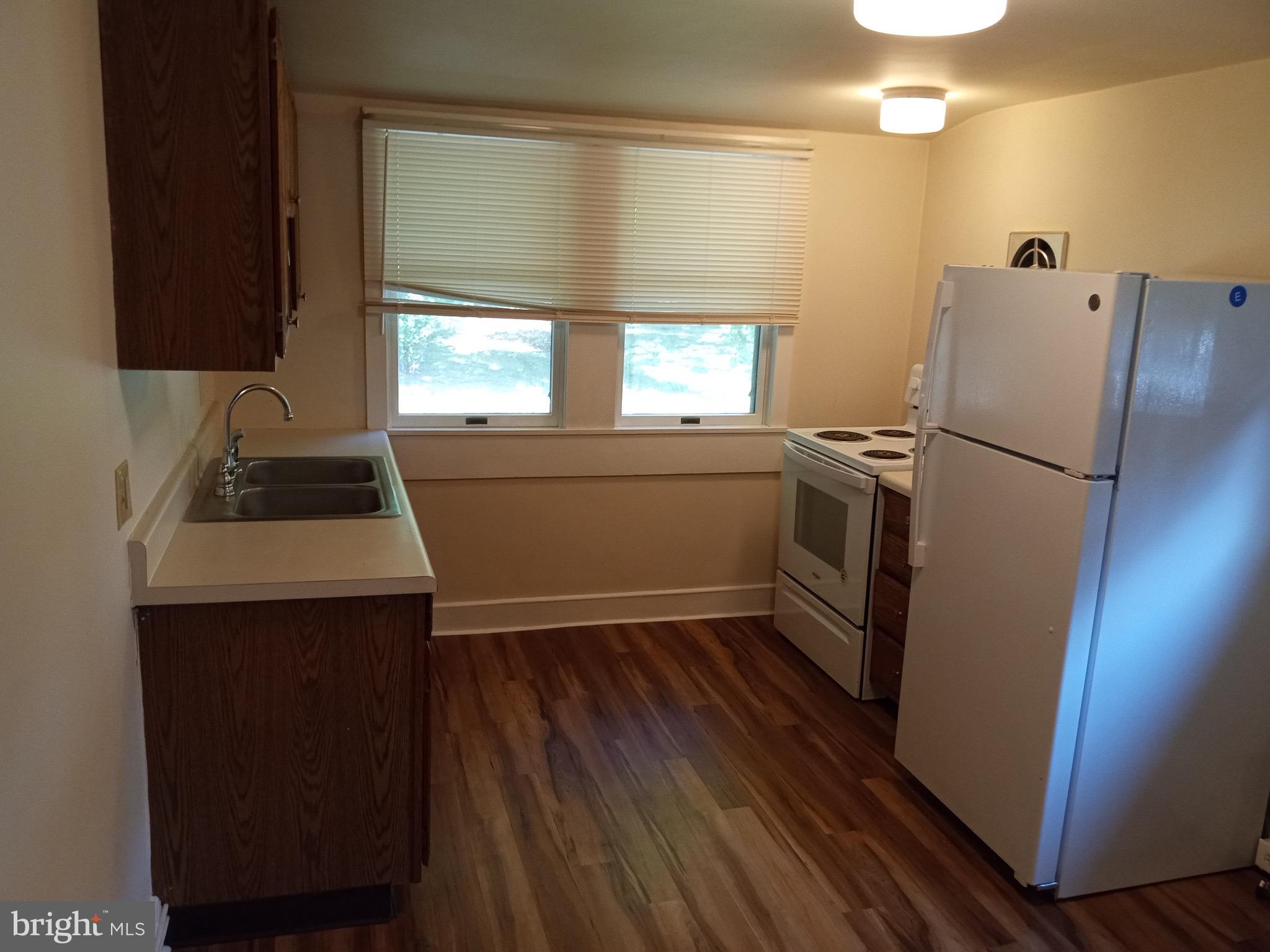 KENILWORTH - Residential Lease