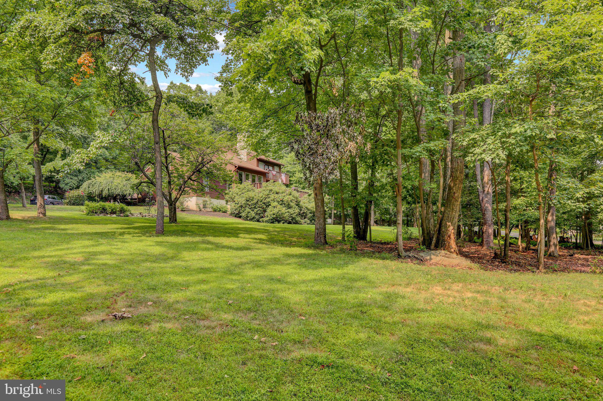 814 HOLLY LANE