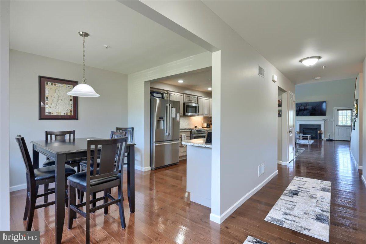 341 WEATHERSTONE DRIVE 21