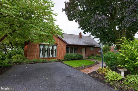 Photo of 6391 Sundra Drive, East Petersburg, PA 17520 (MLS # PALA2054812)