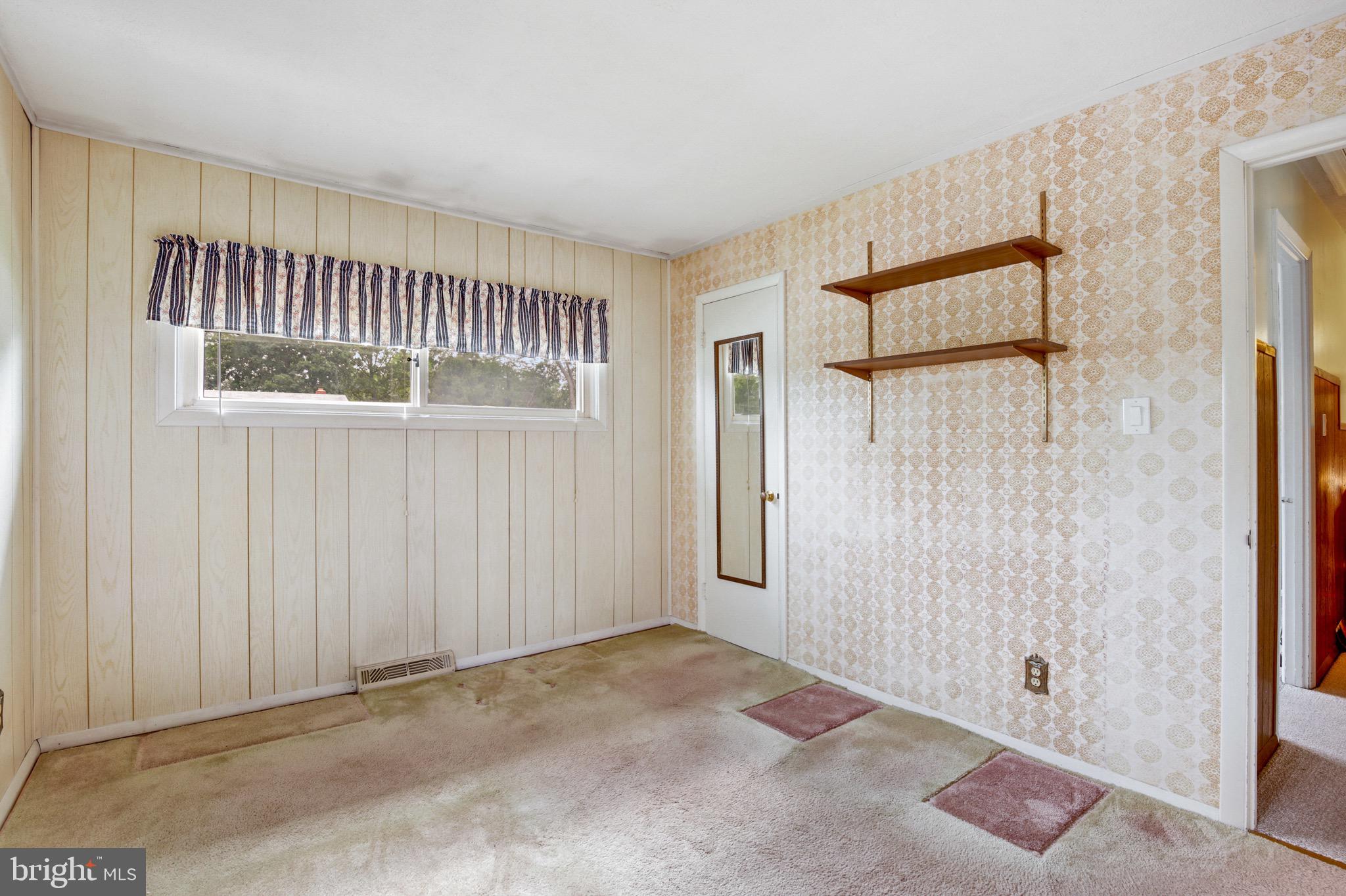 ABERDEEN HILLS - Residential