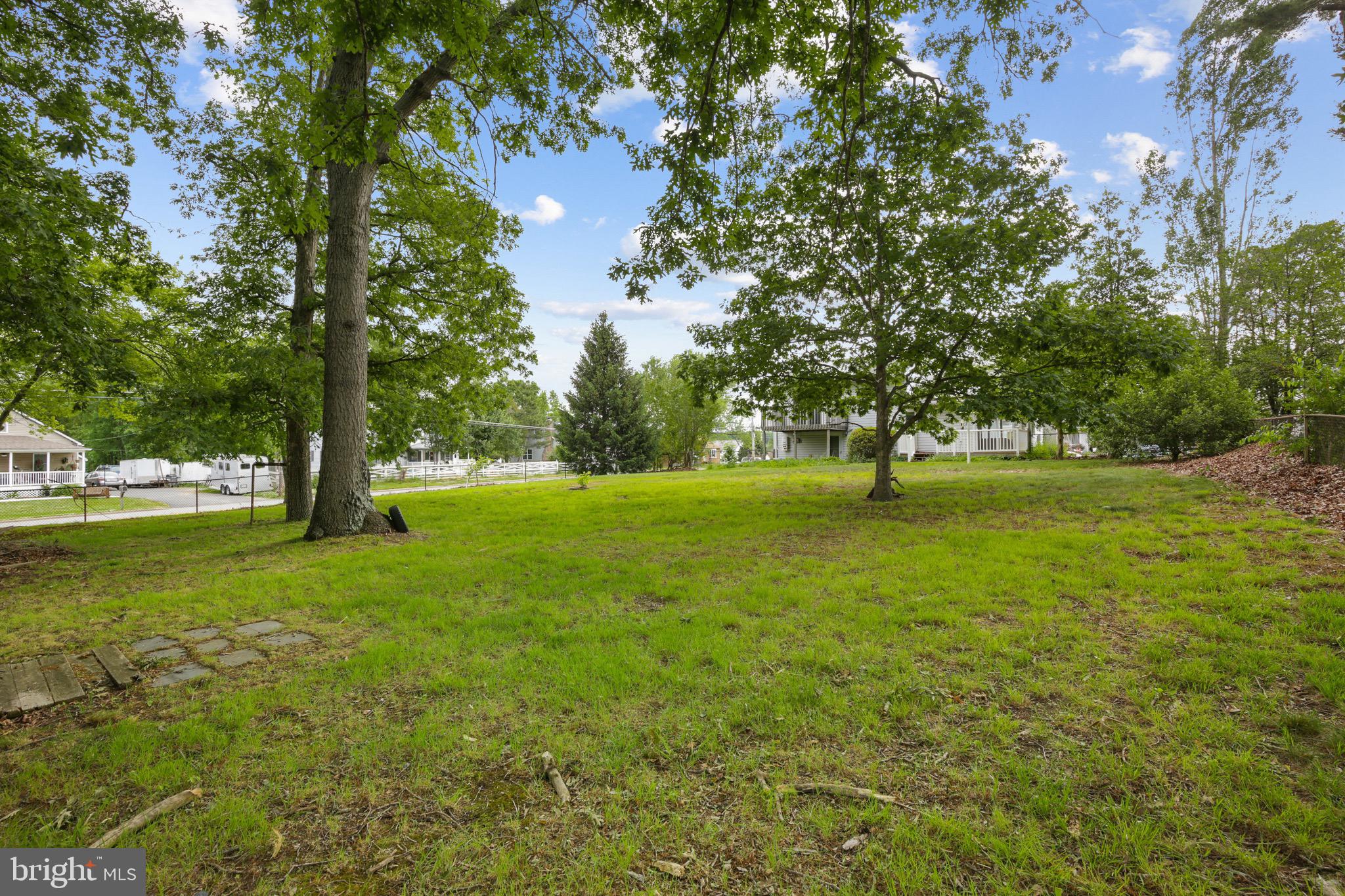 ABERDEEN HILLS - Residential