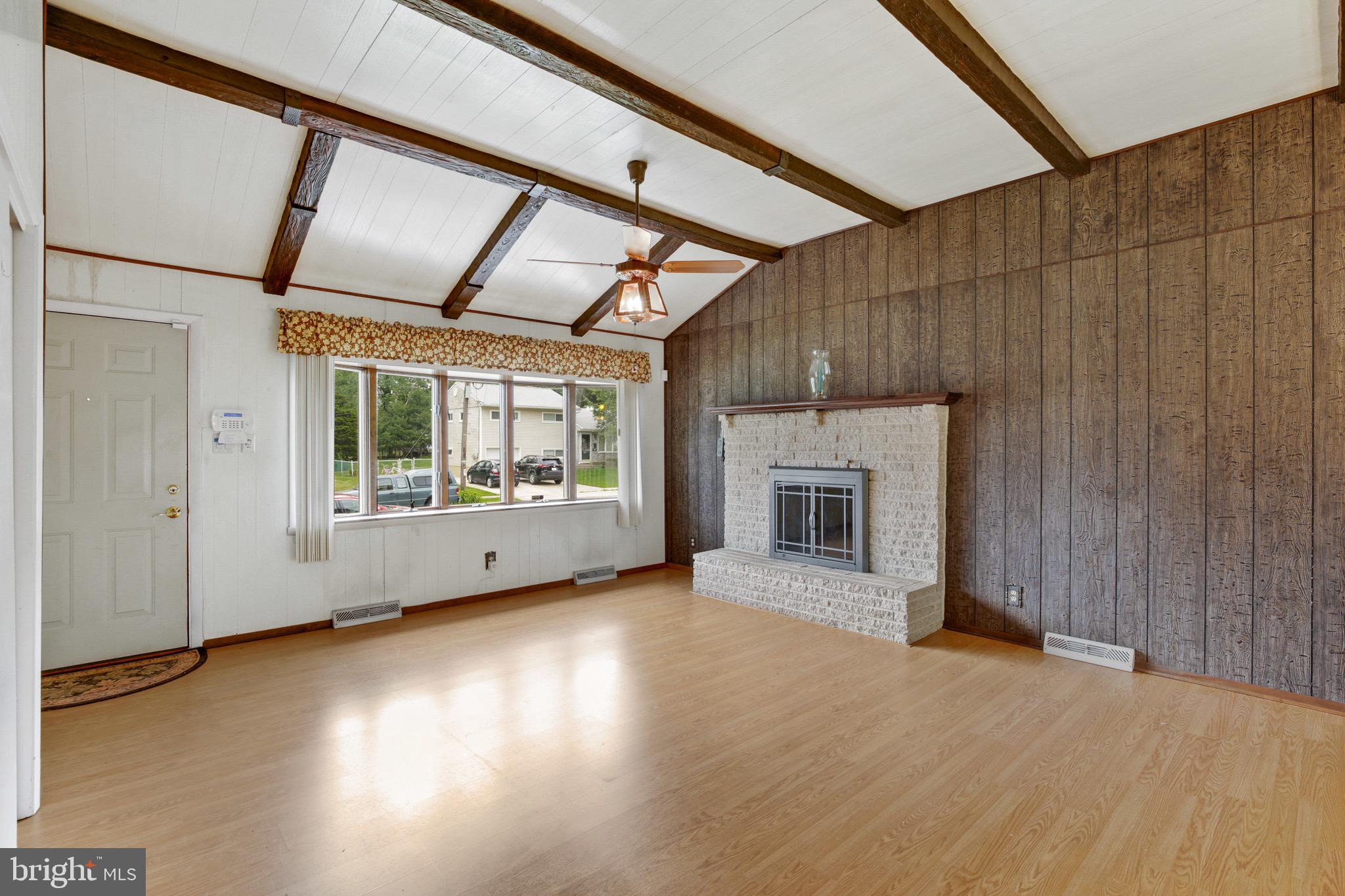 ABERDEEN HILLS - Residential