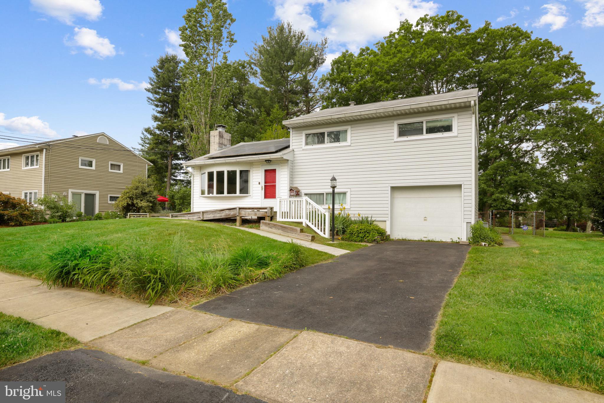 ABERDEEN HILLS - Residential