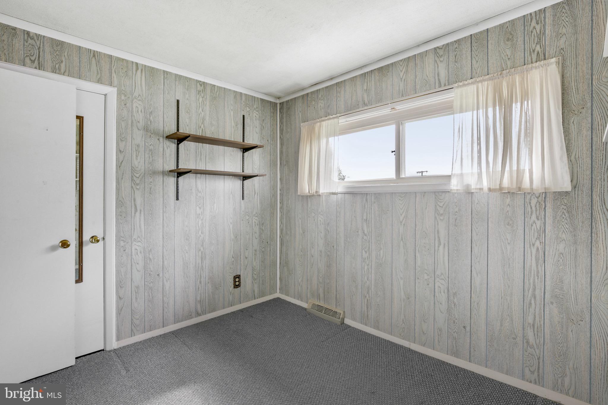 ABERDEEN HILLS - Residential